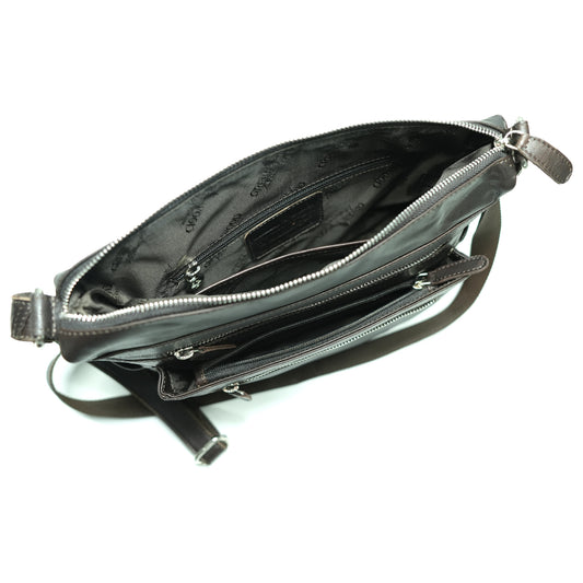 GW448851 ~ Crossbody Bag