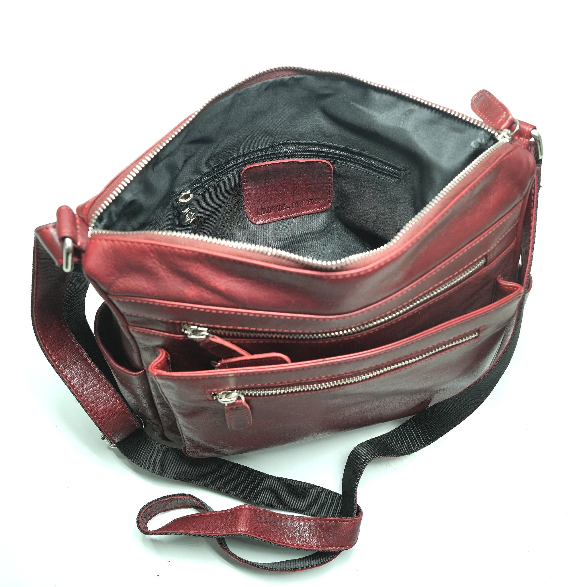 GW448851 ~ Crossbody Bag