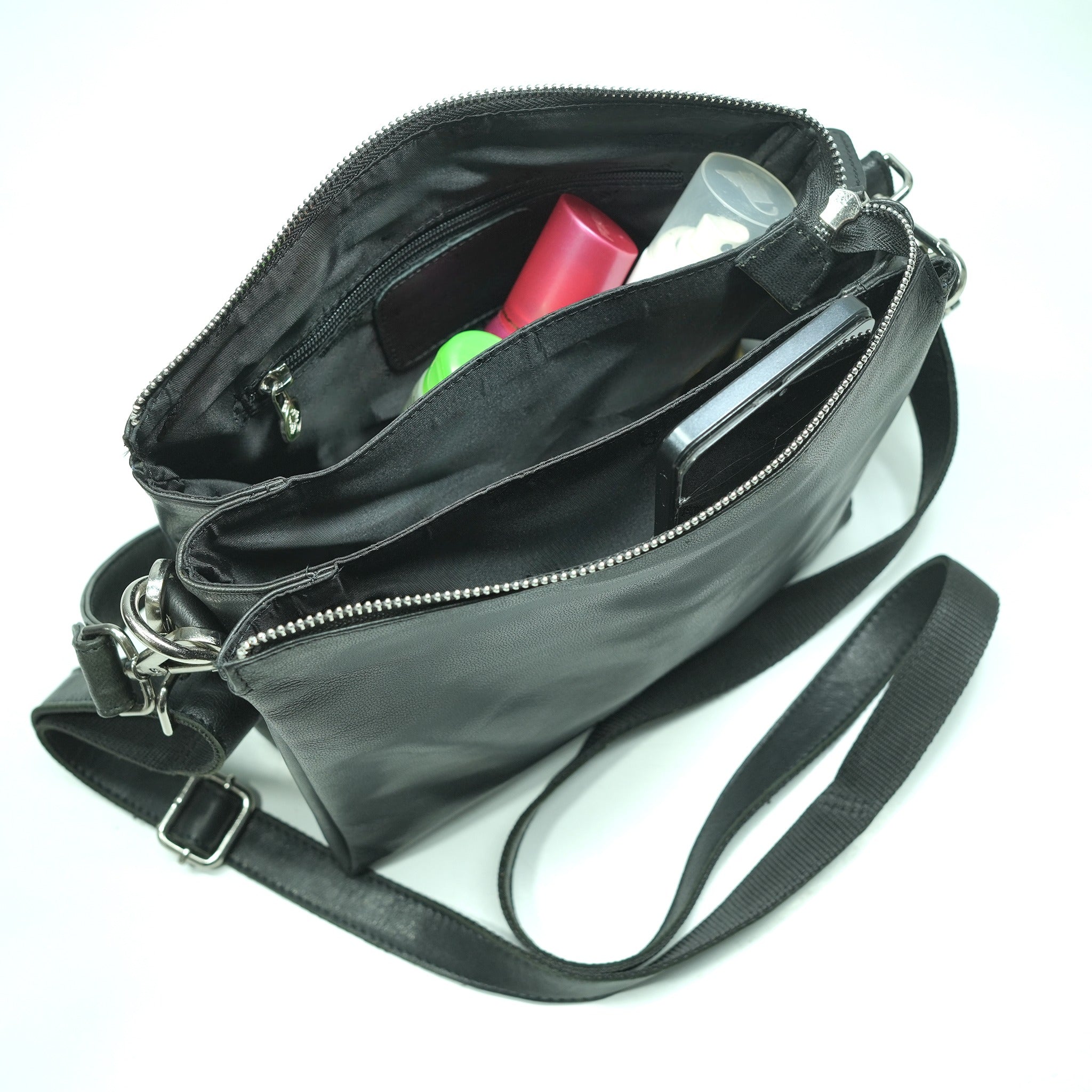 GW448854 ~ Crossbody Bag