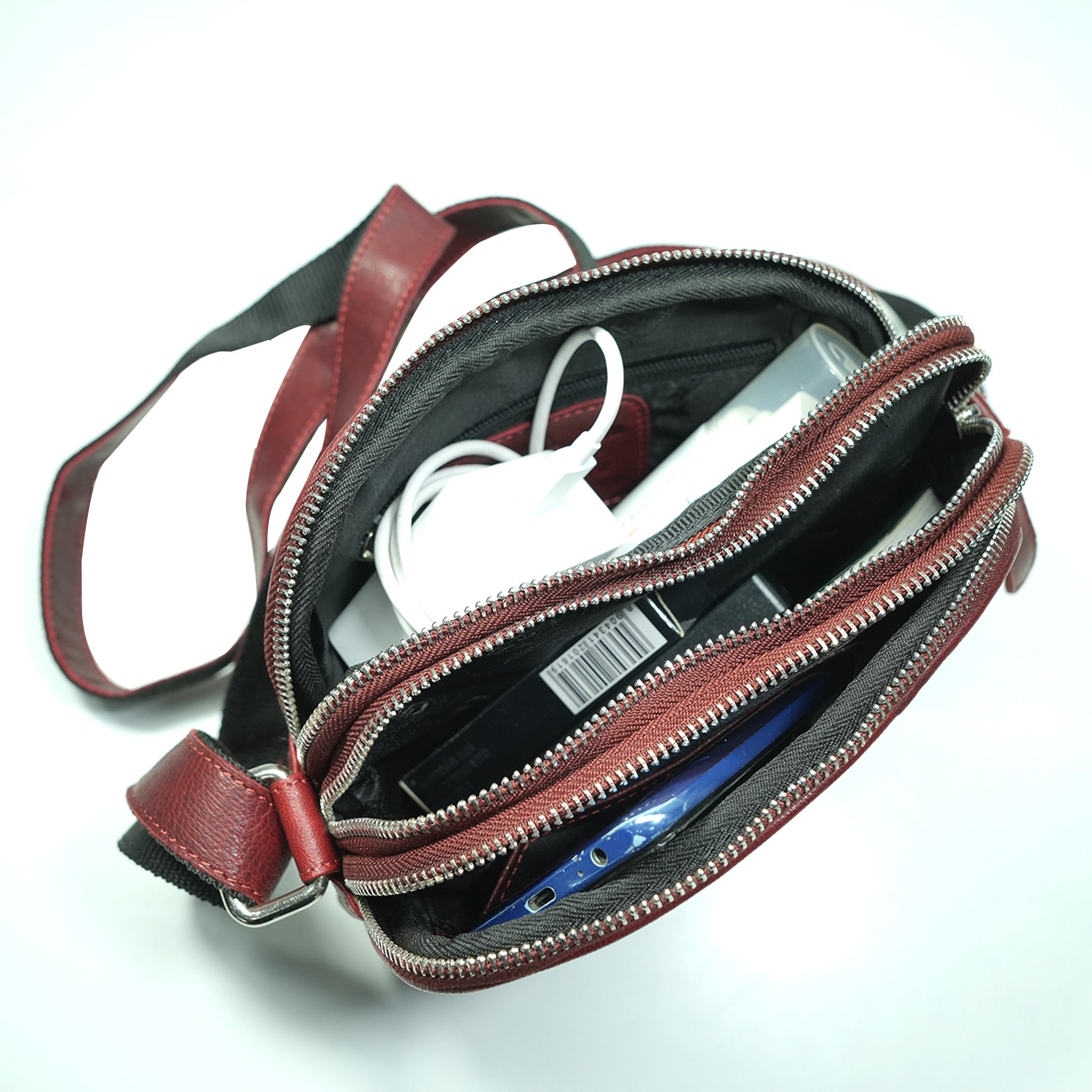 GW448855 ~ Crossbody Bag