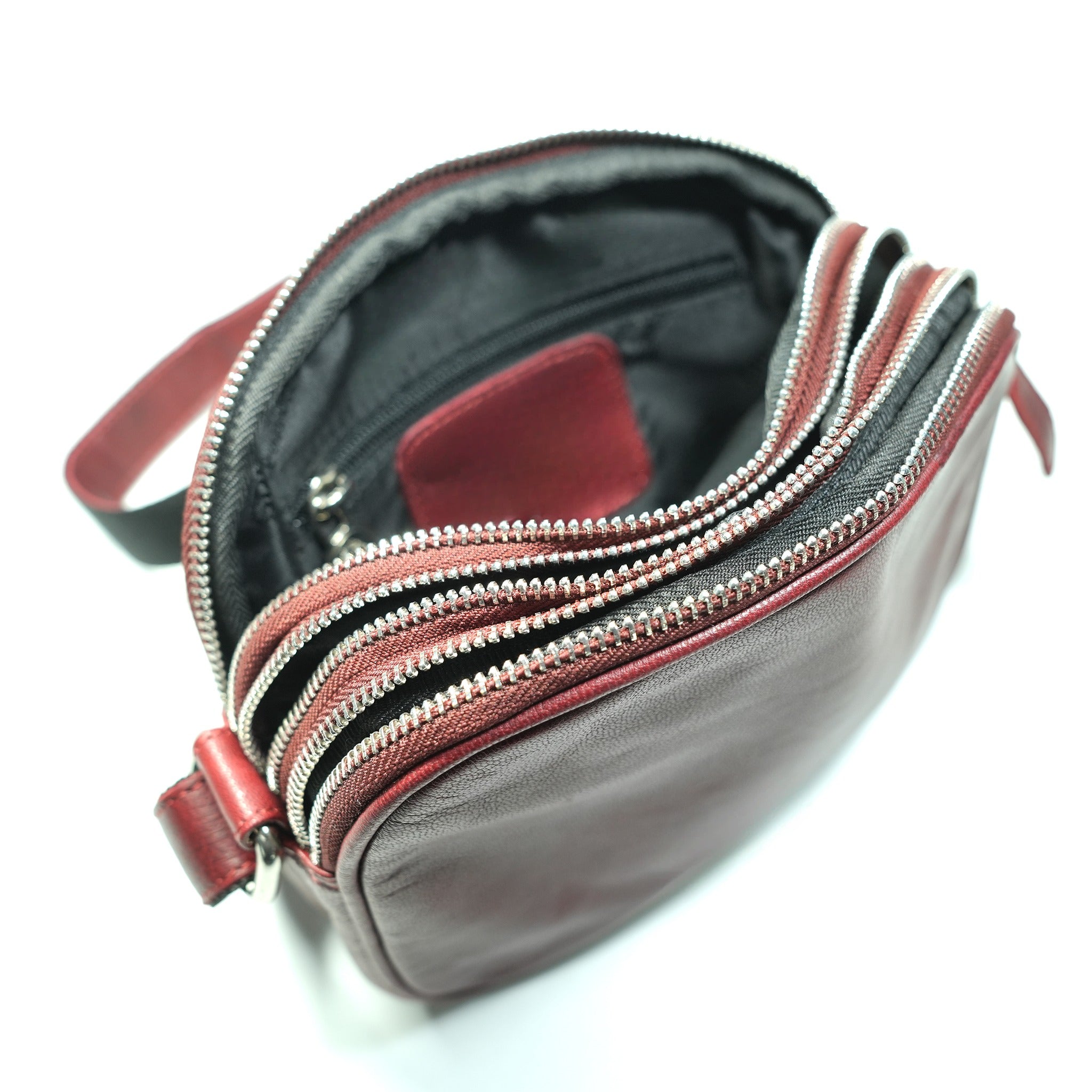 GW448855 ~ Crossbody Bag