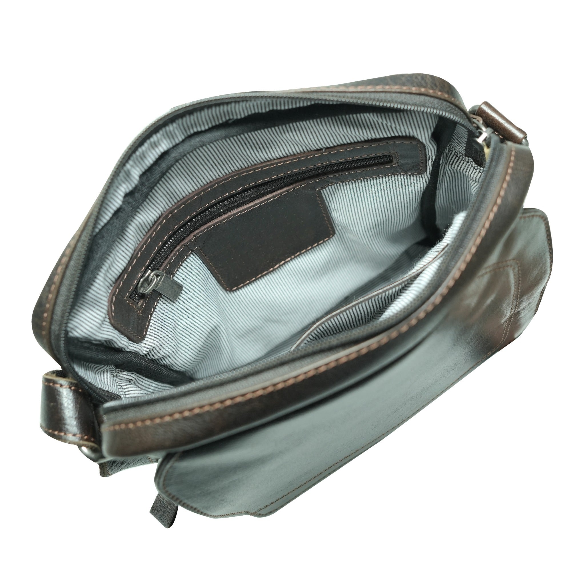 GW481218 ~ Small Crossbody Bag