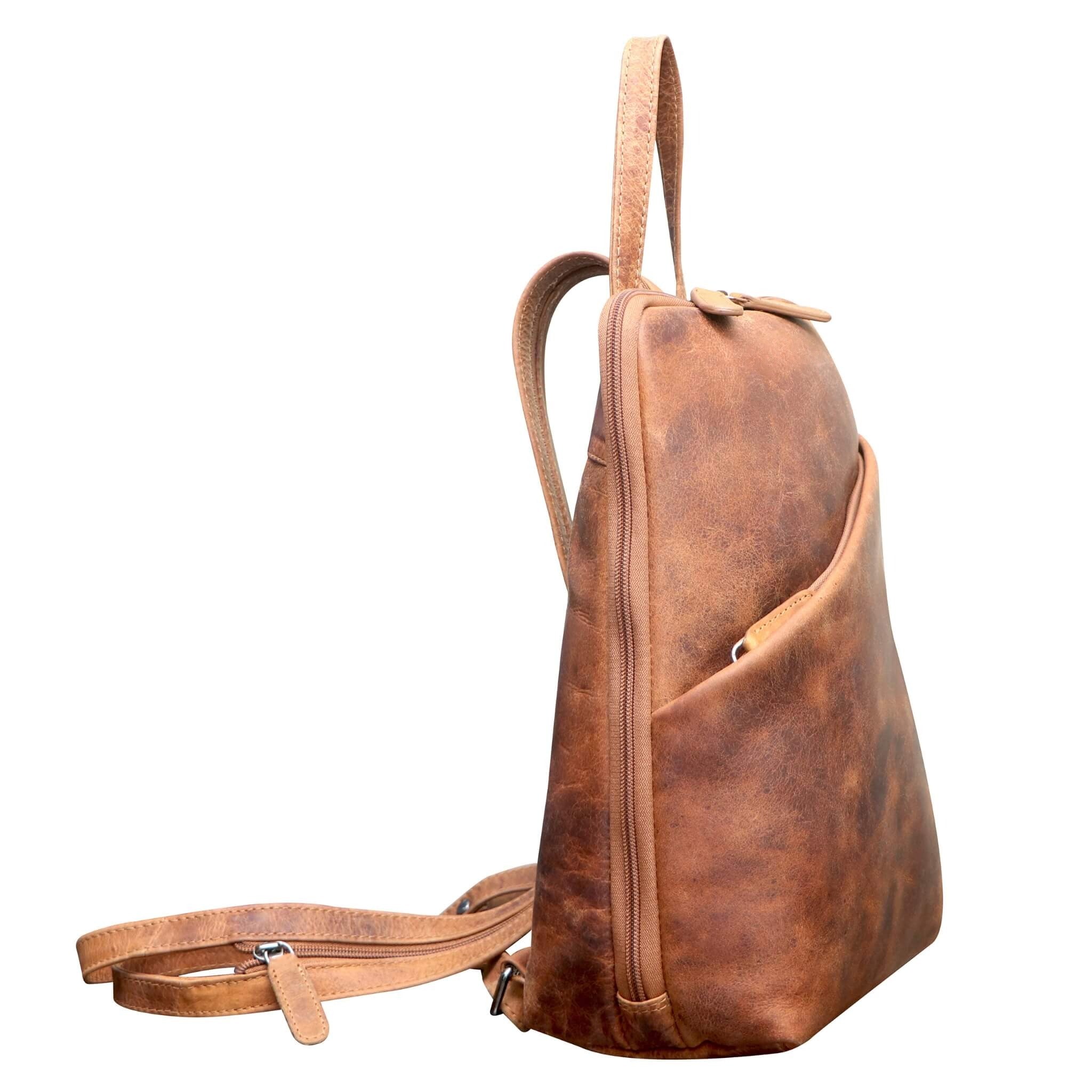 GW658816 ~  Backpack