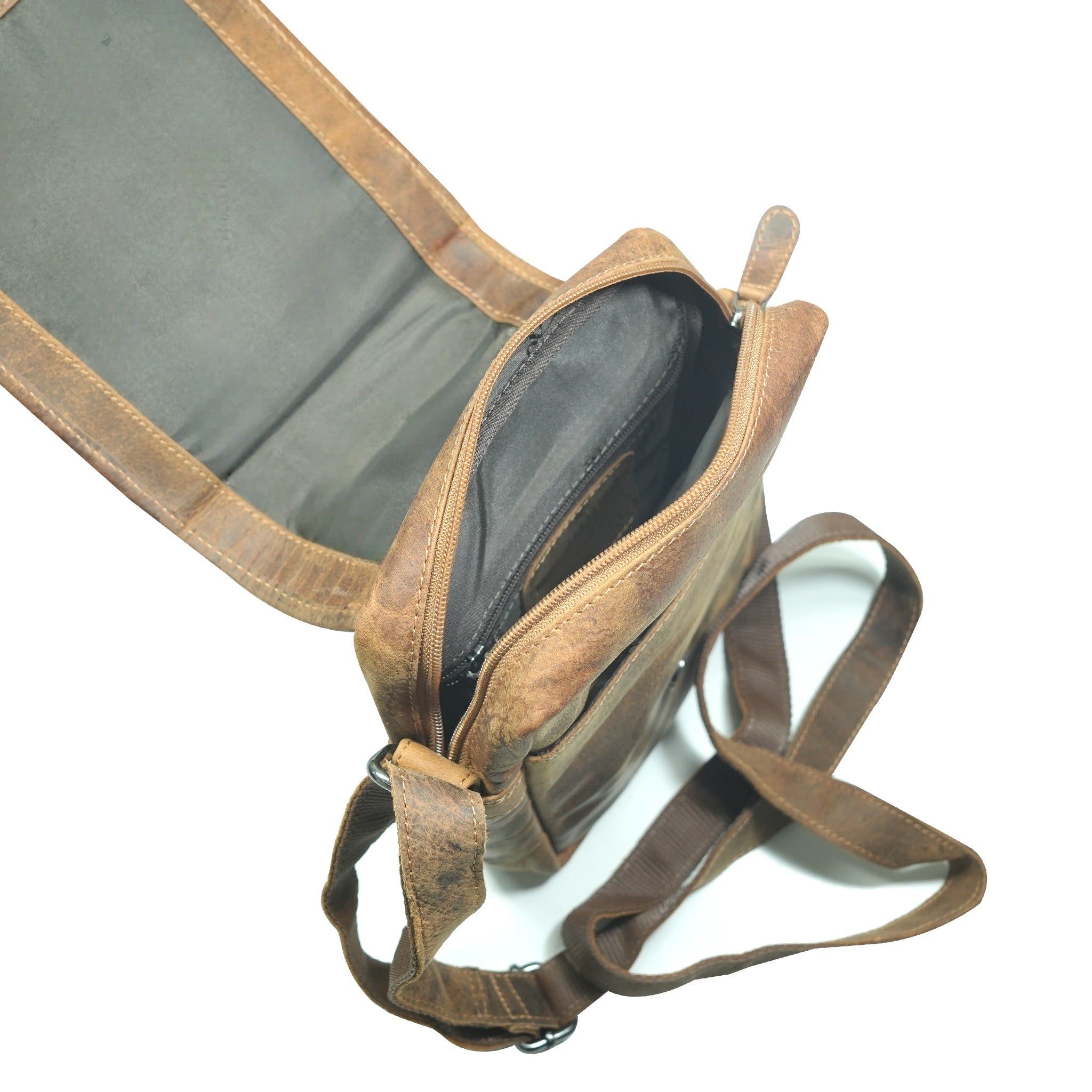 GW658840 ~ Crossbody Bag