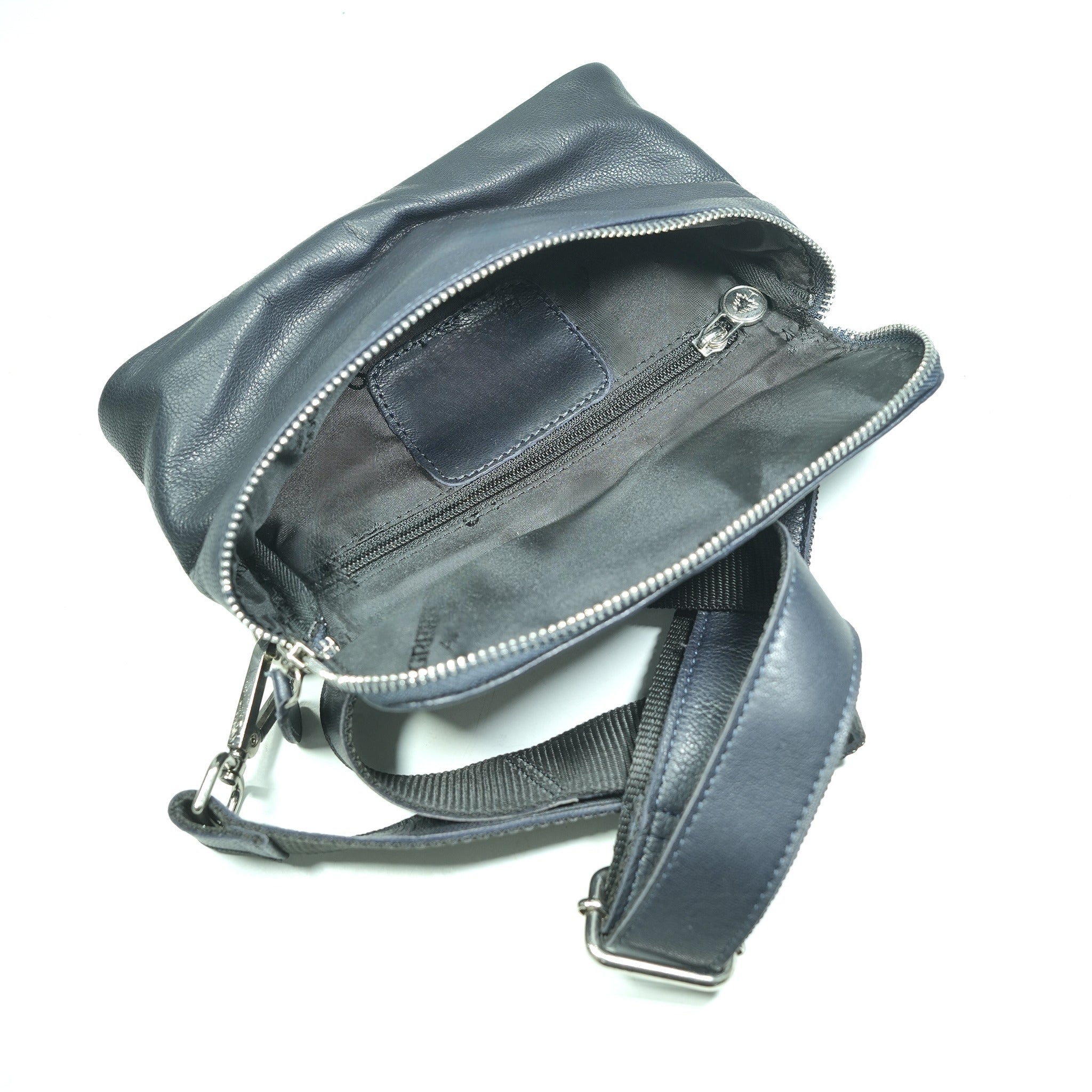 GW658843 ~ Bumbag