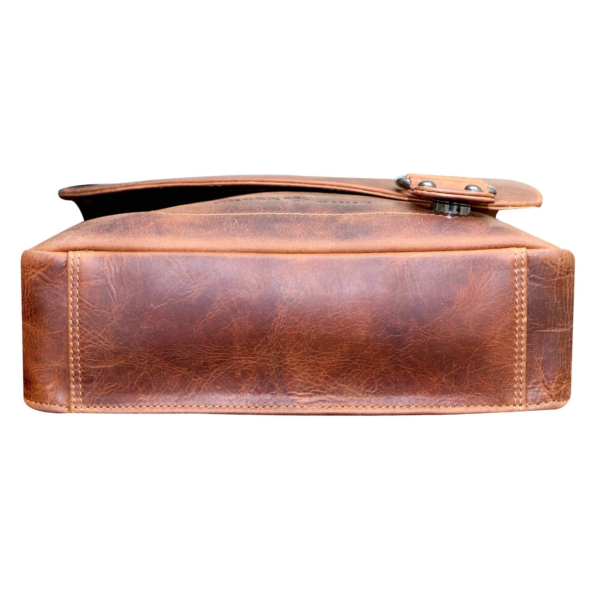 GW834 ~ Crossbody Bag