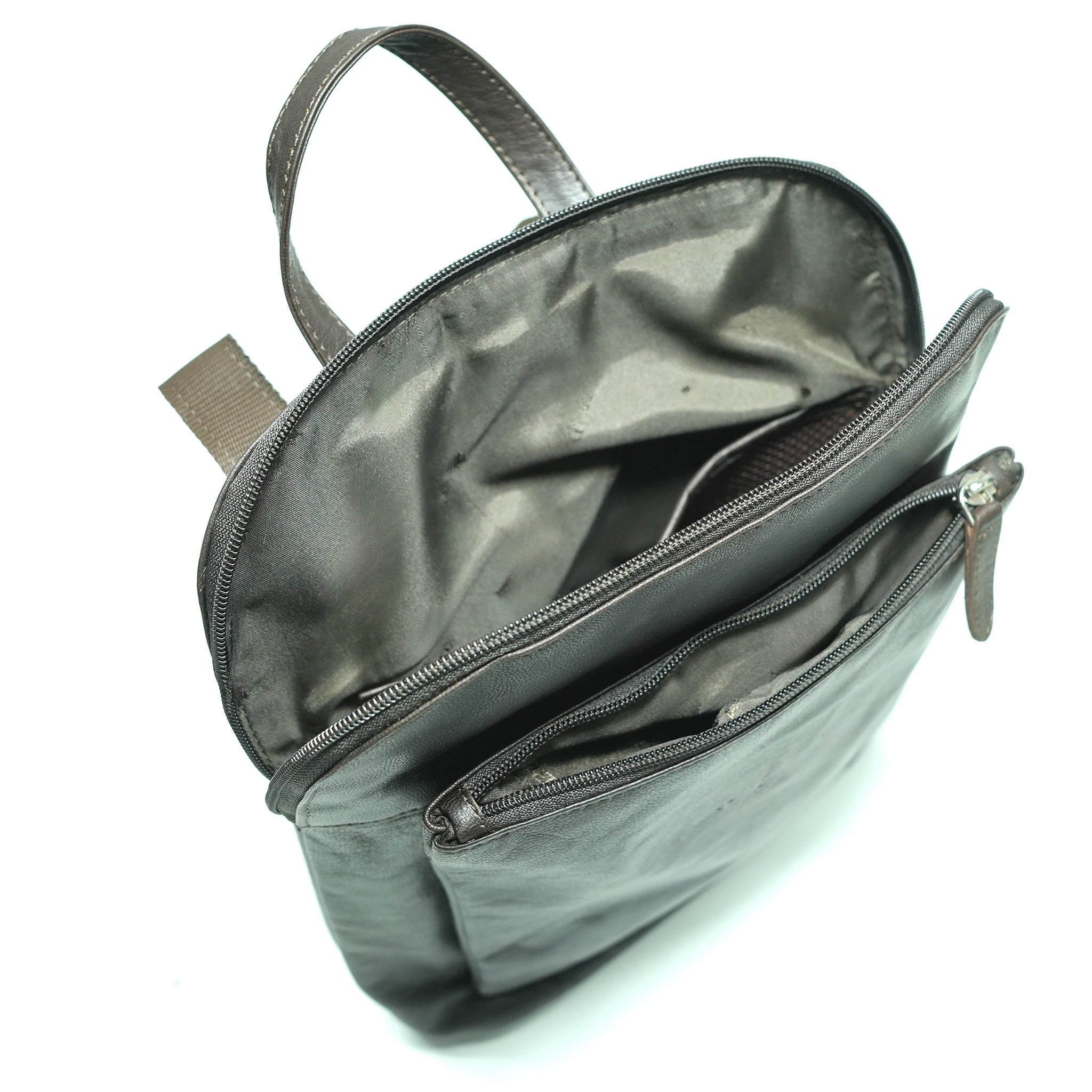GW9330108 ~ Small Backpack / Shoulder Bag