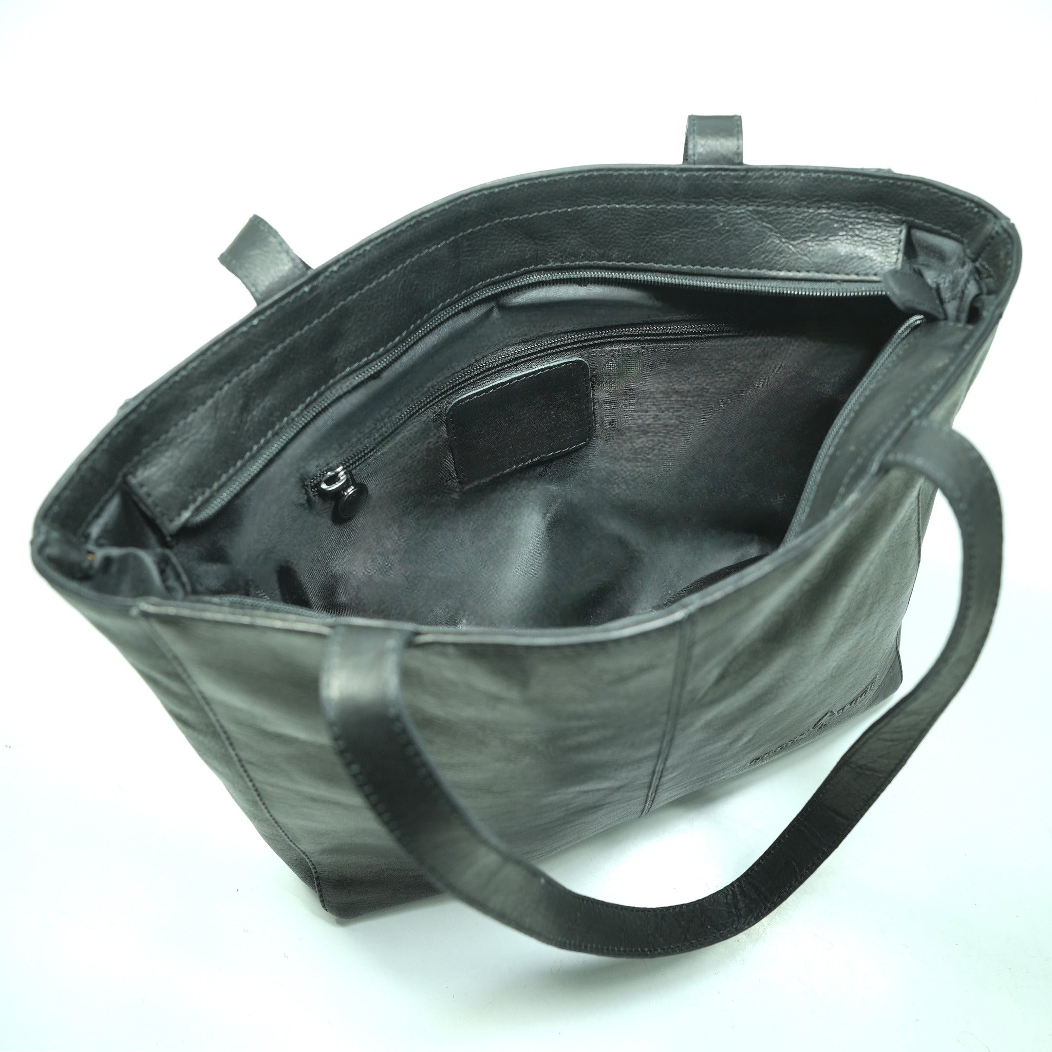 GW9434 ~ Shoulder Bag